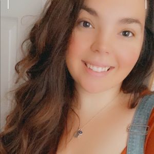 Meet your Posher, Nikoleta